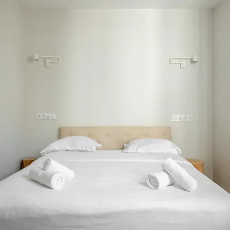 Cozy And 2bdr Modern In 10th Feriehus